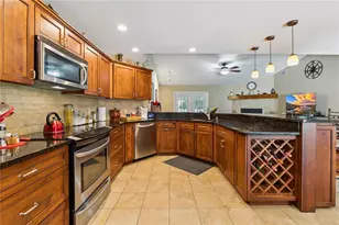 7050 Scenic Hills Blvd, Lakeland, FL 33810 - Photo 4