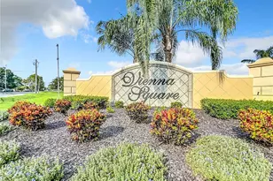 1674 Linz Ct, Winter Haven, FL 33884 - Photo 2