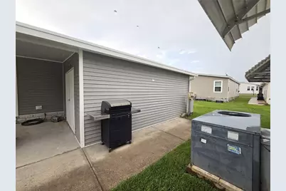 332 Victoria Drive, Haines City, FL 33844 - Photo 6