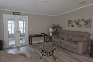 332 Victoria Dr, Haines City, FL 33844 - Photo 18