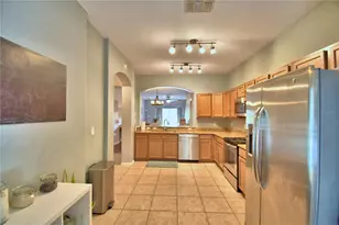 4086 Winding Vine, Lakeland, FL 33812 - Photo 10