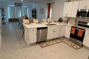 1951 Rosewood Cir, Lakeland, FL 33810 - Photo 6