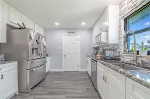 2426 View Way, Lakeland, FL 33810 - Photo 16
