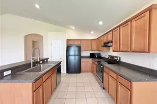 2726 Rochelle Dr, Winter Haven, FL 33881 - Photo 6