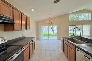 2726 Rochelle Dr, Winter Haven, FL 33881 - Photo 8