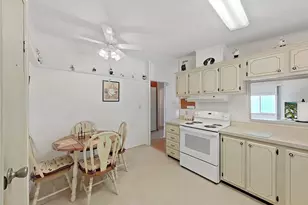 1802 Sherwood Hill Dr, Lakeland, FL 33810 - Photo 12