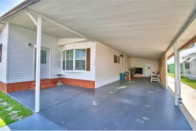 4242 Cedarwood Street, Winter Haven, FL 33880 - Photo 4