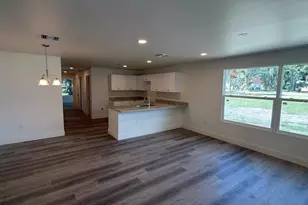 638 W 7th St, Lakeland, FL 33805 - Photo 2