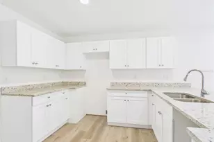 638 W 7th St, Lakeland, FL 33805 - Photo 8