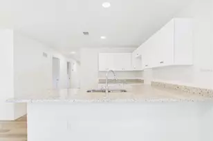 638 W 7th St, Lakeland, FL 33805 - Photo 6