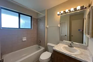2050 San Marcos Dr SE, Winter Haven, FL 33880 - Photo 10