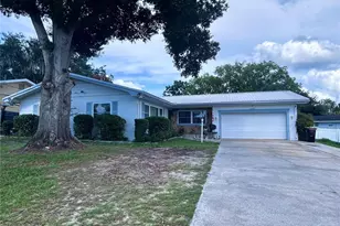 1826 6th St SE, Winter Haven, FL 33880 - Photo 2