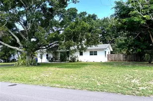 347 S 2nd St, Eagle Lake, FL 33839 - Photo 2