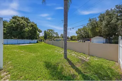 372 Lake Daisy Cir, Winter Haven, FL 33884 - Photo 46