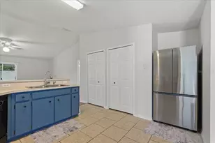 372 Lake Daisy Cir, Winter Haven, FL 33884 - Photo 10