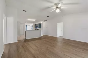 372 Lake Daisy Cir, Winter Haven, FL 33884 - Photo 16