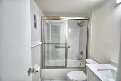 333 Lake Howard Dr NW #102D, Winter Haven, FL 33880 - Photo 24