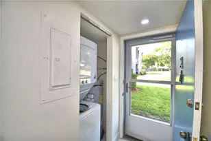 333 Lake Howard Dr NW, Winter Haven, FL 33880 - Photo 26