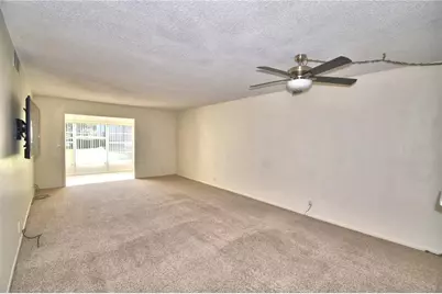 333 Lake Howard Dr NW #102D, Winter Haven, FL 33880 - Photo 10
