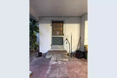 301 W Lemon Street, Bowling Green, FL 33834 - Photo 10