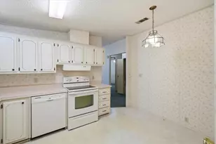 1794 Fox Hill Dr, Lakeland, FL 33810 - Photo 16