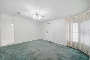 1794 Fox Hill Dr, Lakeland, FL 33810 - Photo 12
