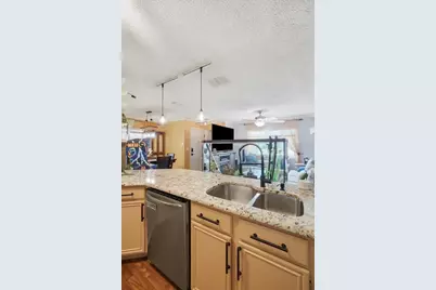 7902 Waterview Way, Winter Haven, FL 33884 - Photo 6