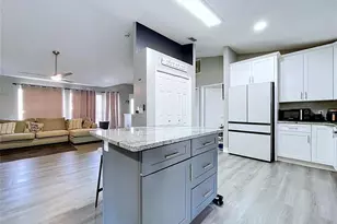 8017 Glenridge Ln, Lakeland, FL 33809 - Photo 14