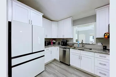 8017 Glenridge Lane, Lakeland, FL 33809 - Photo 18