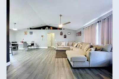 8017 Glenridge Lane, Lakeland, FL 33809 - Photo 10