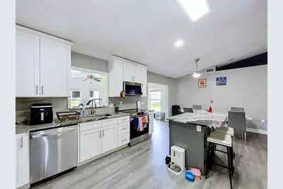 8017 Glenridge Lane, Lakeland, FL 33809 - Photo 20