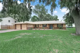 3038 Shady Wood Ln, Lake Wales, FL 33898 - Photo 2