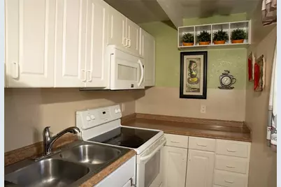 1511 Club Circle, Lake Wales, FL 33854 - Photo 8