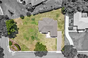 5701 Crestview Dr, Lady Lake, FL 32159 - Photo 4
