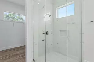 5701 Crestview Dr, Lady Lake, FL 32159 - Photo 14