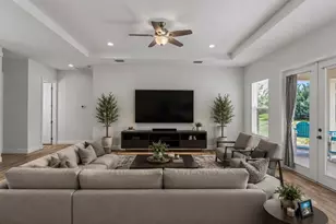 5701 Crestview Dr, Lady Lake, FL 32159 - Photo 14