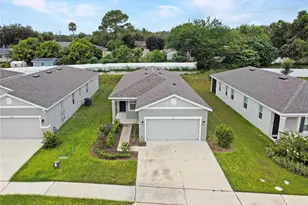 832 Blue Creek Dr, Haines City, FL 33844 - Photo 2