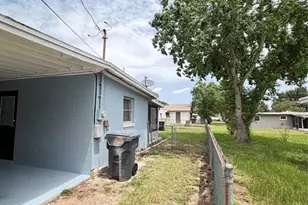 5 Moonlight Ln, Winter Haven, FL 33884 - Photo 4