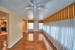 151 Holiday Ln, Auburndale, FL 33823 - Photo 10