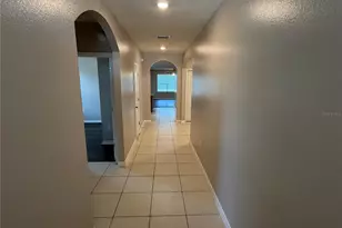 2822 NE 44th Rd, Ocala, FL 34470 - Photo 2