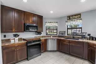 133 Crossing Dr, Lakeland, FL 33809 - Photo 12