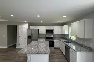 1987 Lemon Dr, Lake Wales, FL 33898 - Photo 4