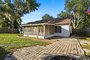 4110 Longfellow Dr, Plant City, FL 33566 - Photo 8