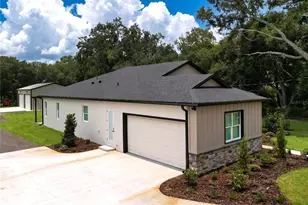 8308 Gibson Oaks Dr, Lakeland, FL 33809 - Photo 4