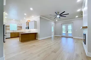 8308 Gibson Oaks Dr, Lakeland, FL 33809 - Photo 12