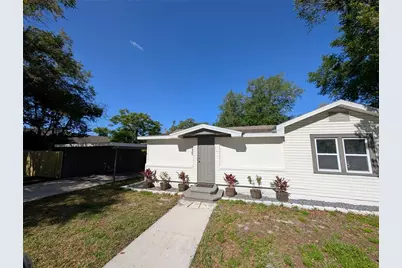 739 Center Street, Waverly, FL 33877 - Photo 2