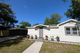 739 Center St, Waverly, FL 33877 - Photo 2