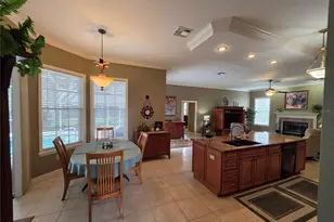 6523 Crews Lake Hills Loop E, Lakeland, FL 33813 - Photo 12