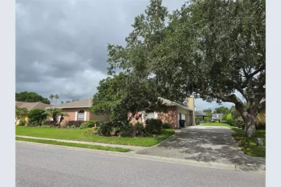 6523 Crews Lake Hills Loop E, Lakeland, FL 33813 - Photo 2