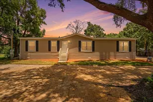 36625 Cord St, Zephyrhills, FL 33541 - Photo 1